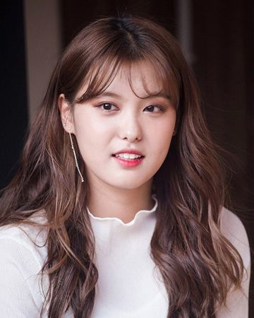 아인 사진