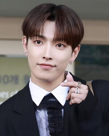 홍중 사진
