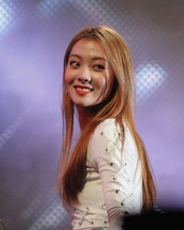 루시 사진