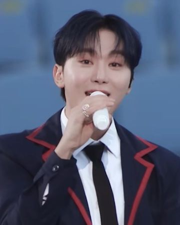 승관 사진